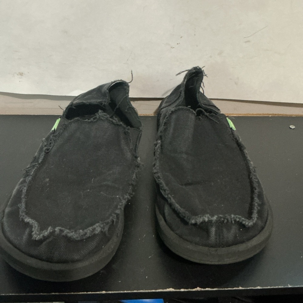 Mens Sanuk Black Vagabond Sidewalk Surfer shoes Approx Size 12